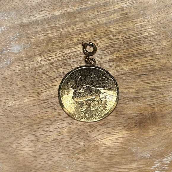Jewelry - Vintage Gold Tone “I Love You” Circular Medallion Charm Pendant